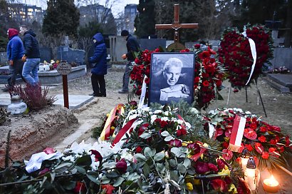 W środę 4 stycznia o godz. 13 w kościele św. Karola Boromeusza na warszawskich Powązkach odbył się pogrzeb Emiliana Kamińskiego.