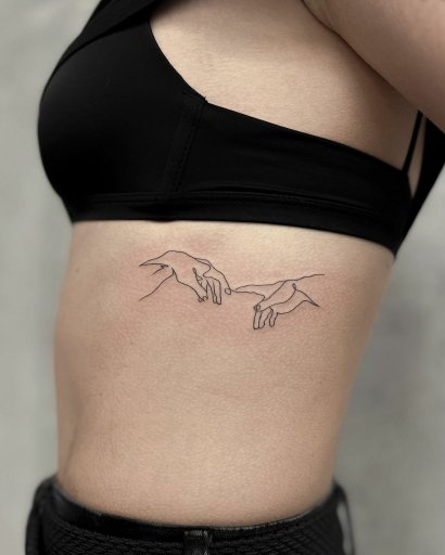 #ribtattoo - tatuaż na żebrach. Zobacz piękne kobiece motywy, warte inspiracji!