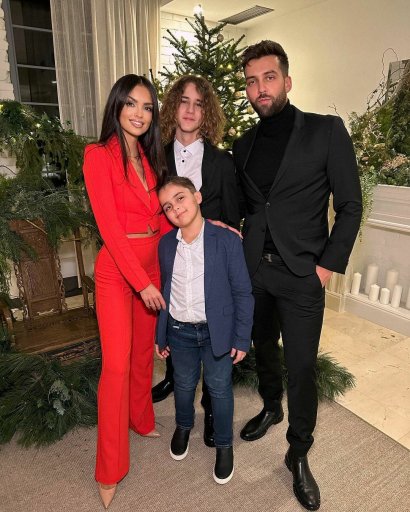 Klaudia El Dursi jest mamą dwóch synów — z obecnym partnerem Jackiem Leszczyńskim, ma 9-letniego syna Jana, zaś...