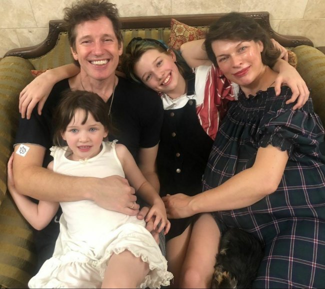 Milla Jovovich z córką świętowały Halloween w... Polsce! Co one, u