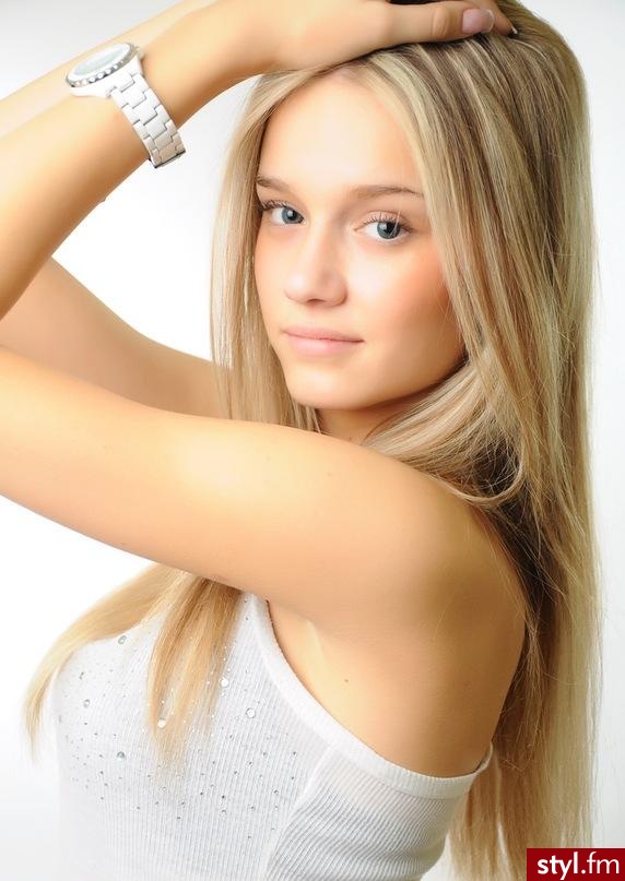 Blond Rozpuszczone Proste Na co dzień Długie Fryzury