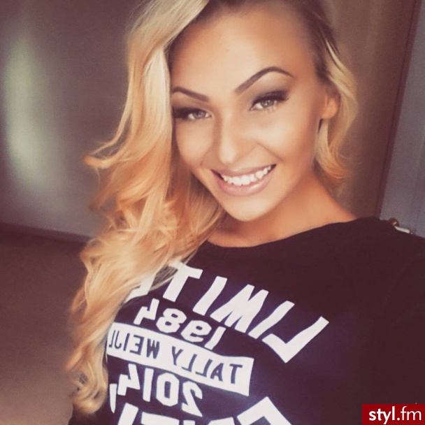 Blond Rozpuszczone Kręcone Na co dzień Długie Fryzury