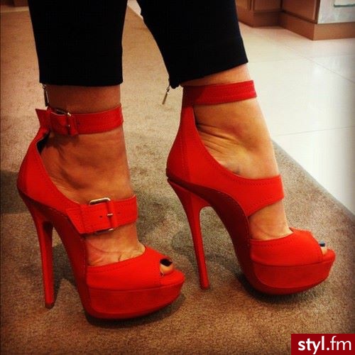Szpilki Buty Moda