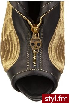 buty. Alexander McQueen
€863.76 - Pozostałe Buty Moda