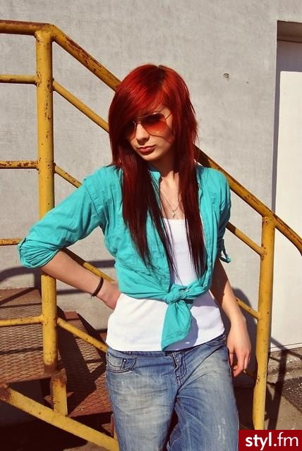 Średnie Fryzury