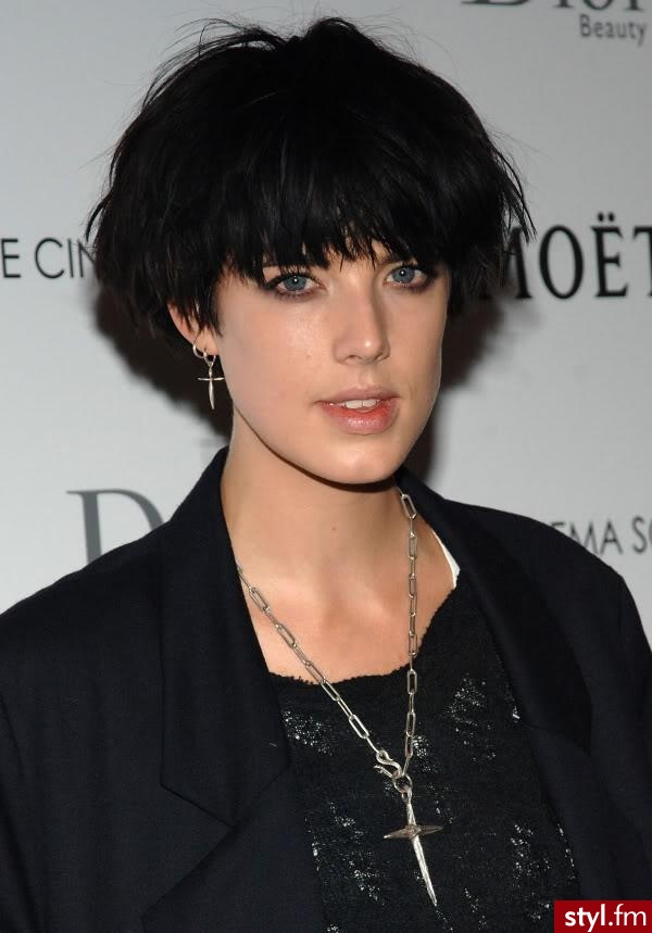 fryzury. Agyness Deyn - Krótkie Fryzury