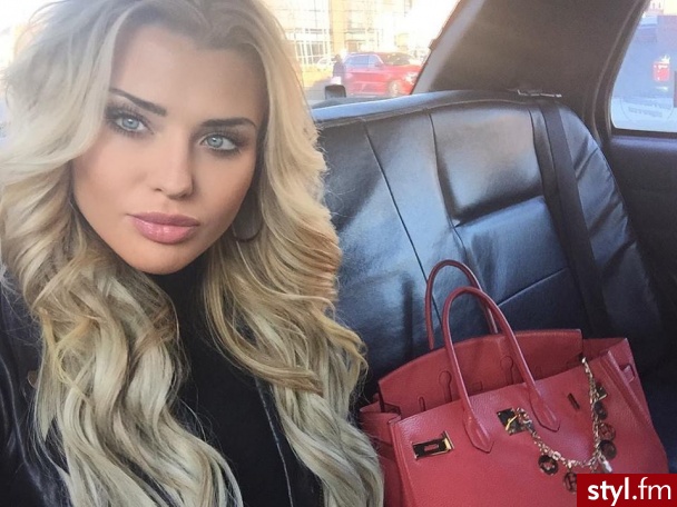 Blond Rozpuszczone Kręcone Na co dzień Długie Fryzury