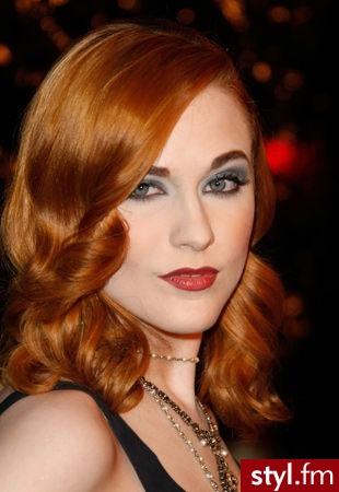 Średnie Fryzury
