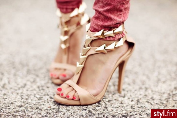 Szpilki Buty Moda
