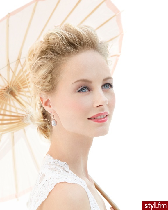 Kosmetykami mineralnymi jane iredale wykonasz idealny makijaż ślubny! - Ślubne Makijaże