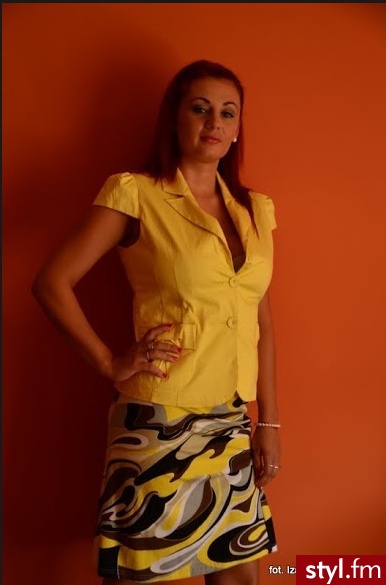 Średnie Spódnice Moda