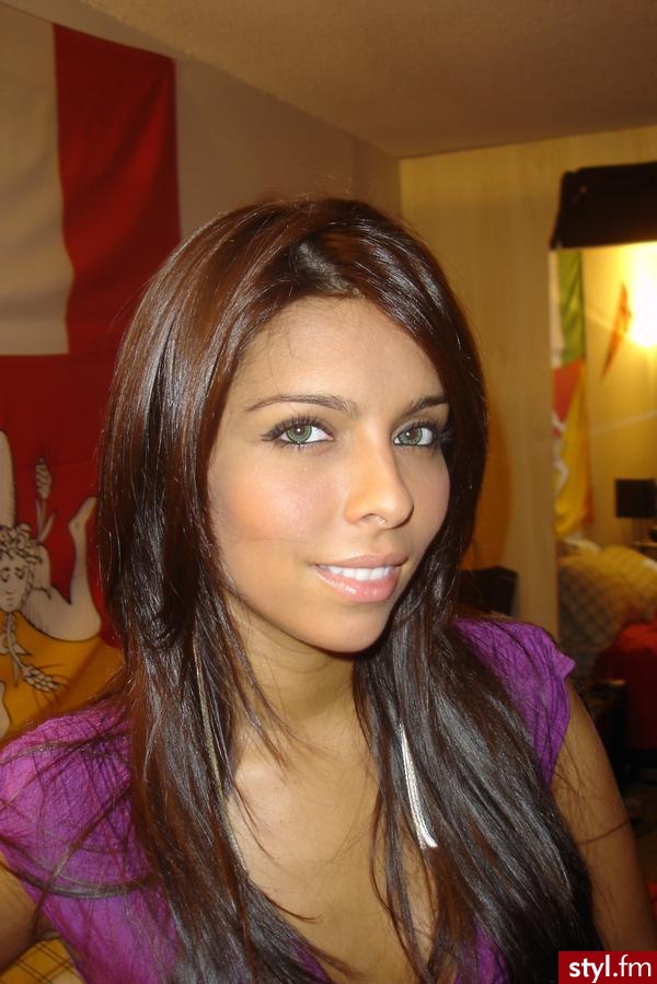 Średnie Fryzury
