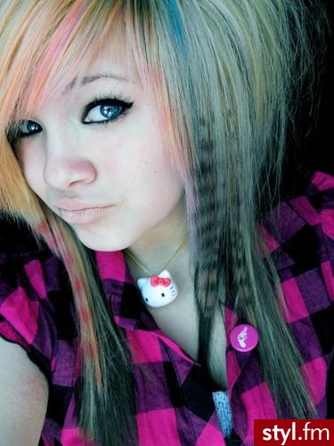 EMO Alternatywne Średnie Fryzury