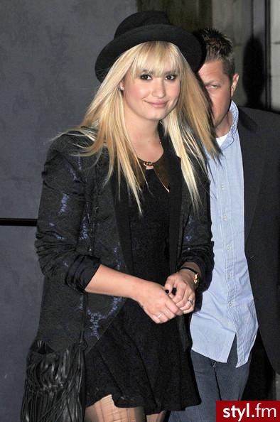 Demi Lovato - Moda uliczna Inne Moda