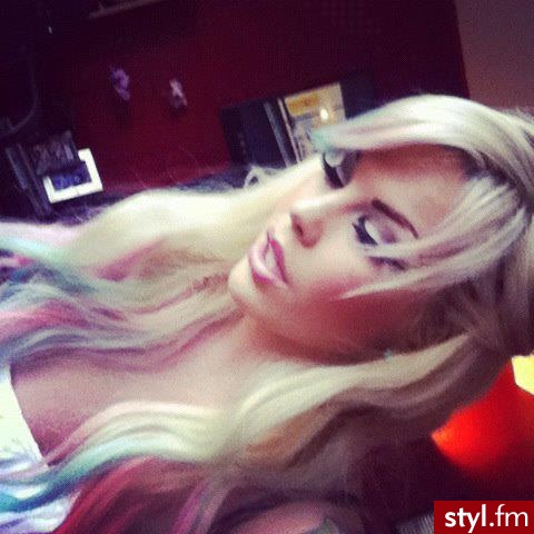 Blond Rozpuszczone Kręcone Na co dzień Długie Fryzury