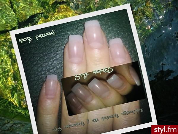 moje przedluzone tips naturalny i żel mleczny nie kryjący - Paznokcie
