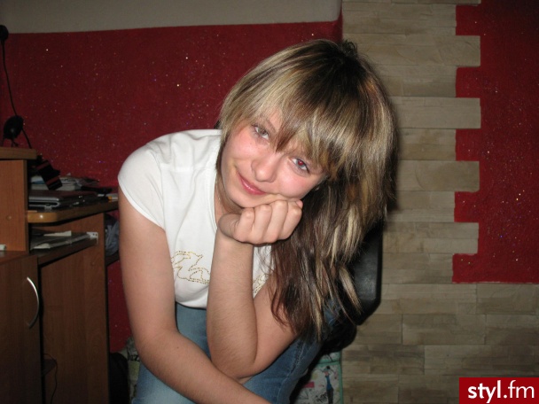 Blond Rozpuszczone Kręcone z grzywką Na co dzień Średnie Fryzury