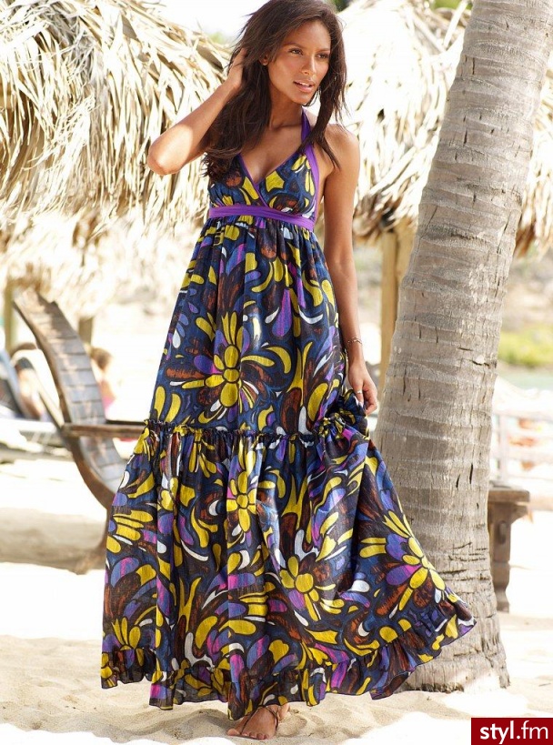 Sukienki Moda