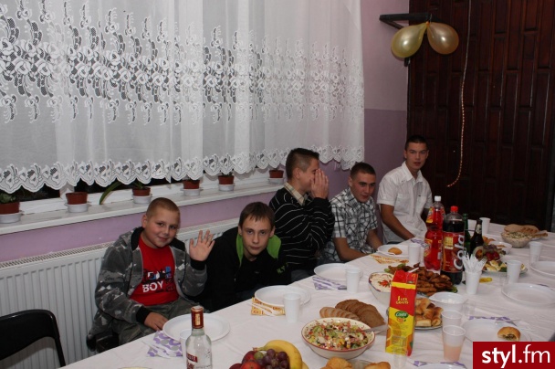 ja to ten co się śmieje - Średnie Męskie Fryzury