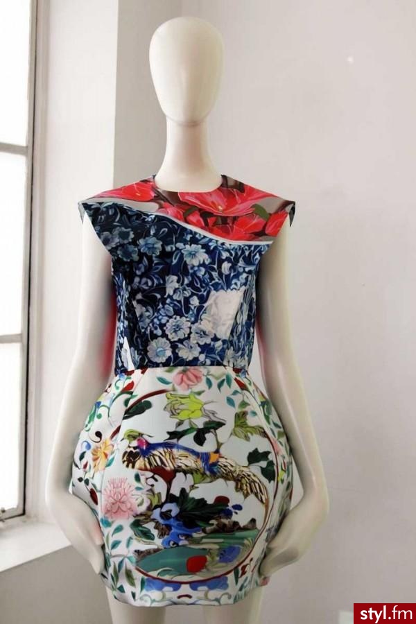 Sukienki Moda