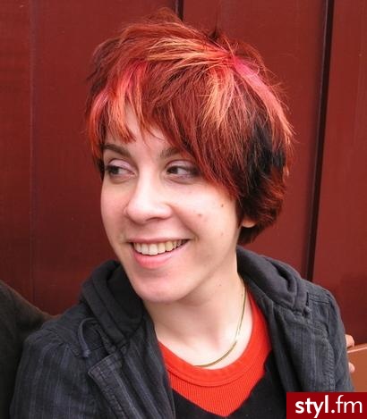 Średnie Fryzury