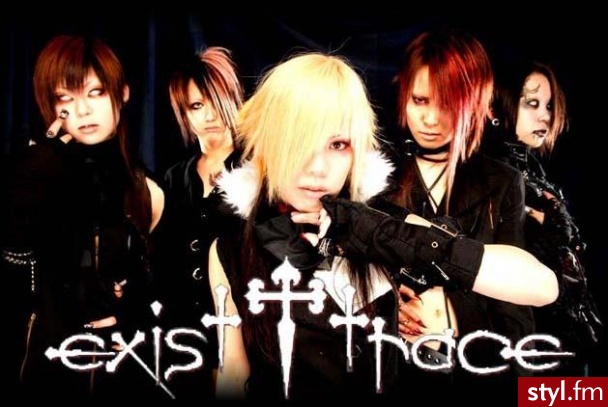 exist†trace. Swietnie graja i swietnie wygladaja... - Średnie Fryzury