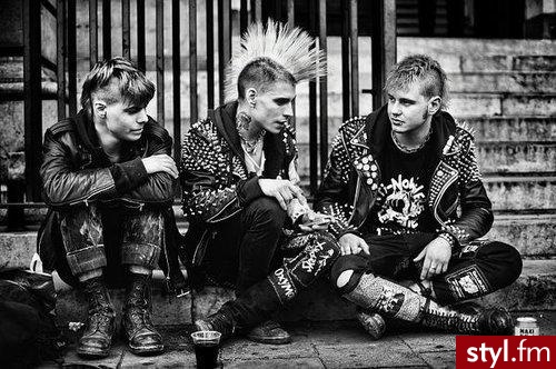 Punk Rock Alternatywne Średnie Fryzury