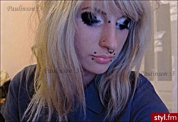 LOVELOVELOVELOVE ;3 - Średnie Fryzury
