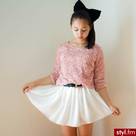 <3 - Swetry Ciuchy Moda