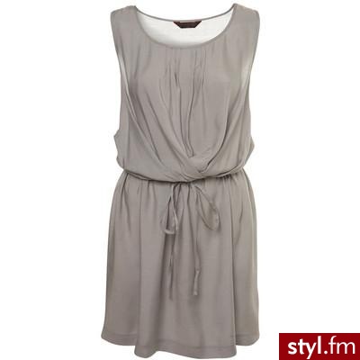 Pale Blue Pintuck Dress - Miss Selfridge - Polyvore. Pobrano ze strony: http://www.polyvore.com/pale_blue_pintuck_dress/thing?id=16166067 - Pozostałe Ciuchy Moda