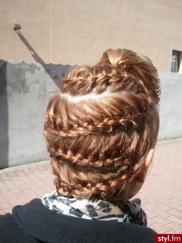 Blond Rozpuszczone Proste Wieczorowe Krótkie Fryzury