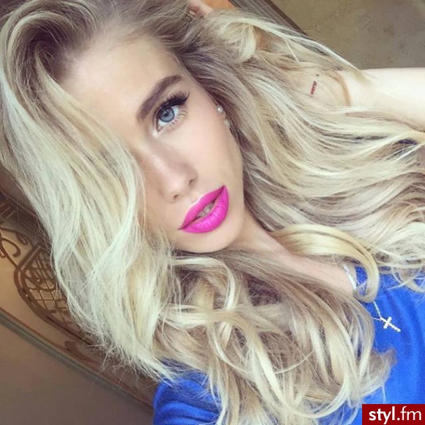 Blond Rozpuszczone Kręcone Na co dzień Długie Fryzury