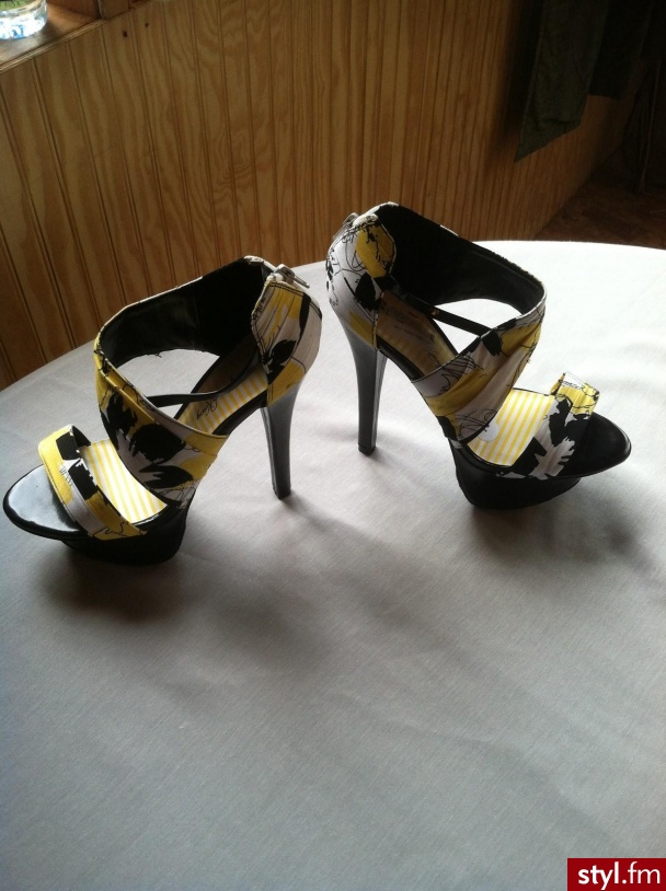 Szpilki Buty Moda