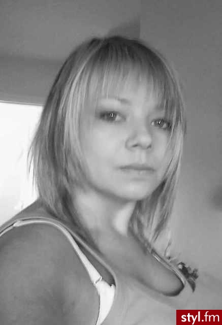 Średnie Fryzury