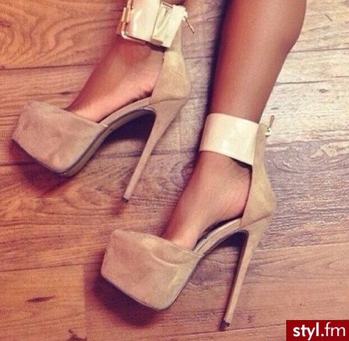 Szpilki Buty Moda
