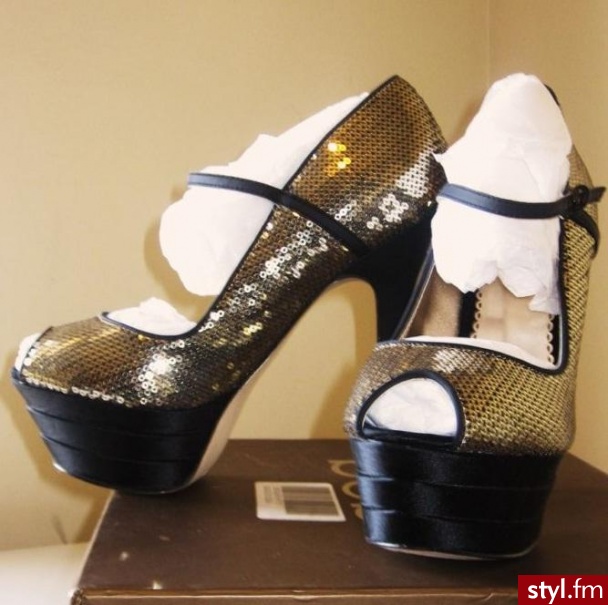 Pozostałe Buty Moda