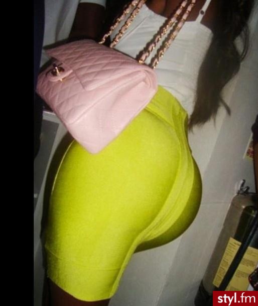 Średnie Spódnice Moda