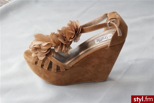 Koturny Buty Moda
