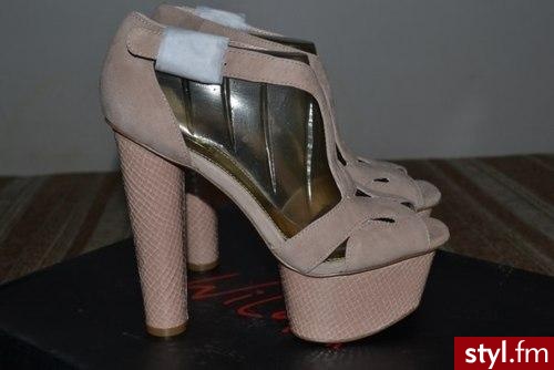 Pozostałe Buty Moda
