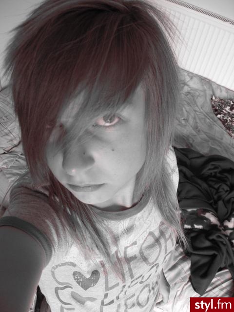 EMO Alternatywne Średnie Fryzury