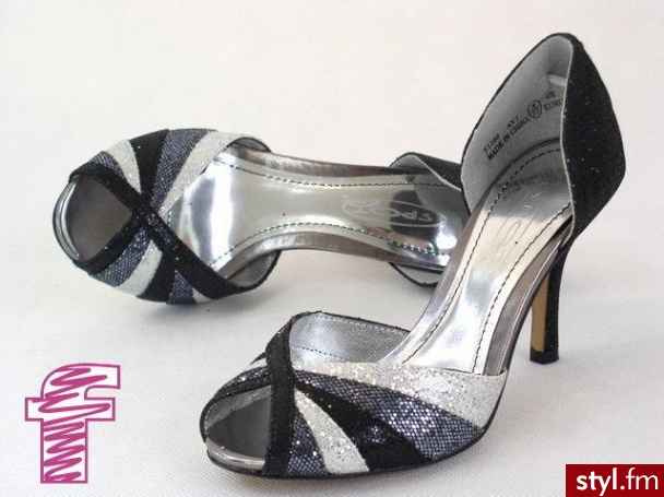http://allegro.pl/item356600477_buty_fantasy_f1168_black_brokatowe_r_38.html

<--Tu możesz kupić te cudeńka :)
cena:189,00
wys. obcasa:9 cm x) - Pozostałe Buty Moda