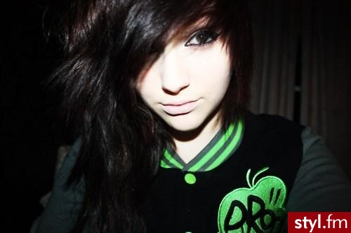 EMO Alternatywne Średnie Fryzury