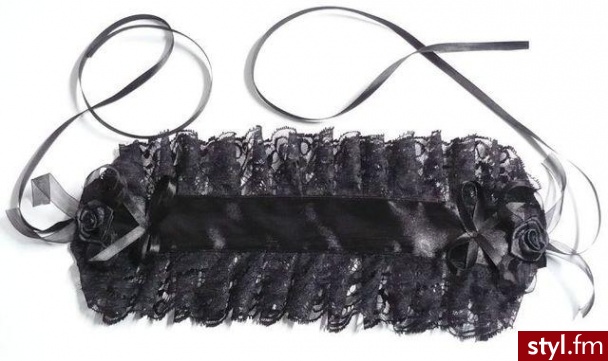 Headdress ^^
znajdziecie na:
http://www.allegro.pl/item397429610_opaska_headdress_j_lolita_gothic_harajuku_goth_.html - Pozostałe Dodatki Moda