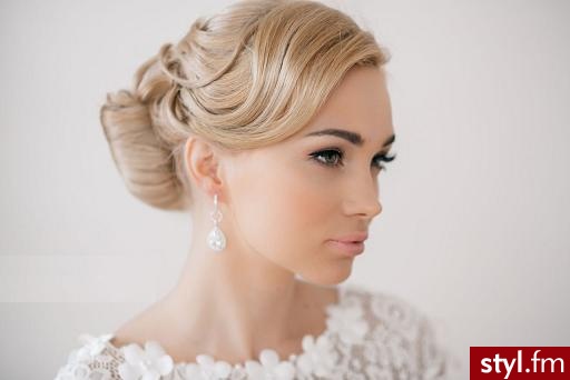 Blond Upięcie Kręcone Ślubne Długie Fryzury