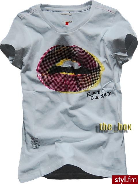 http://www.allegro.pl/item566408173_only_bluzka_usta_emo_punk_oldschool_skate_m.html - Pozostałe Ciuchy Moda