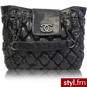 CHANEL - Chanel Dark Grey Lambskin Bubble Tote - Authentic B... - Polyvore. Pobrano ze strony: http://www.polyvore.com/chanel_chanel_dark_grey_lambskin/thing?id=9708393 - Pozostałe Torebki Moda