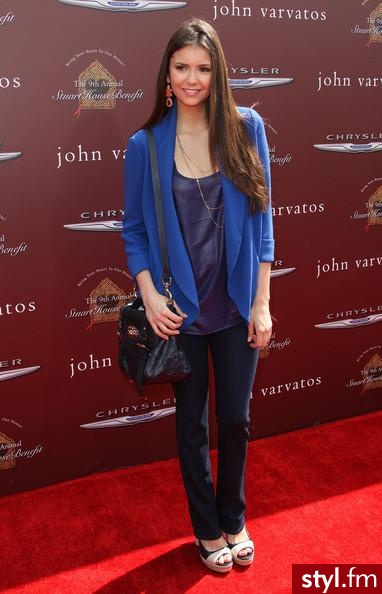Nina Dobrev - Moda uliczna Inne Moda