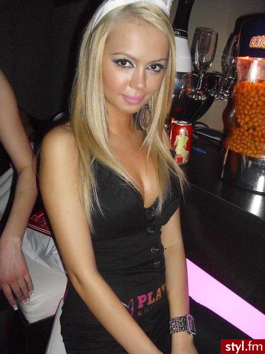 Średnie Fryzury