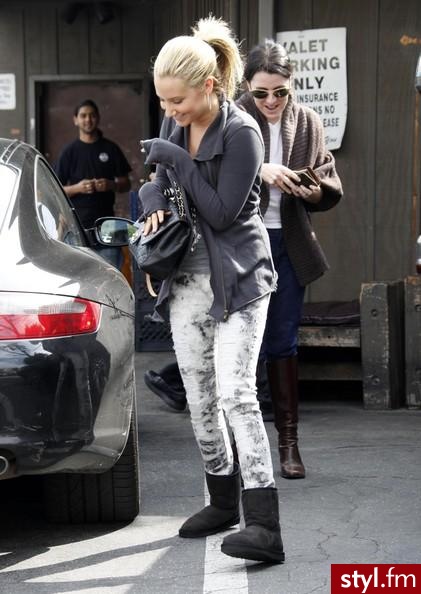Ashley Tisdale - Moda uliczna Inne Moda
