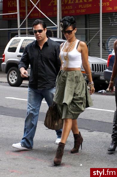 Rihanna - Moda uliczna Inne Moda